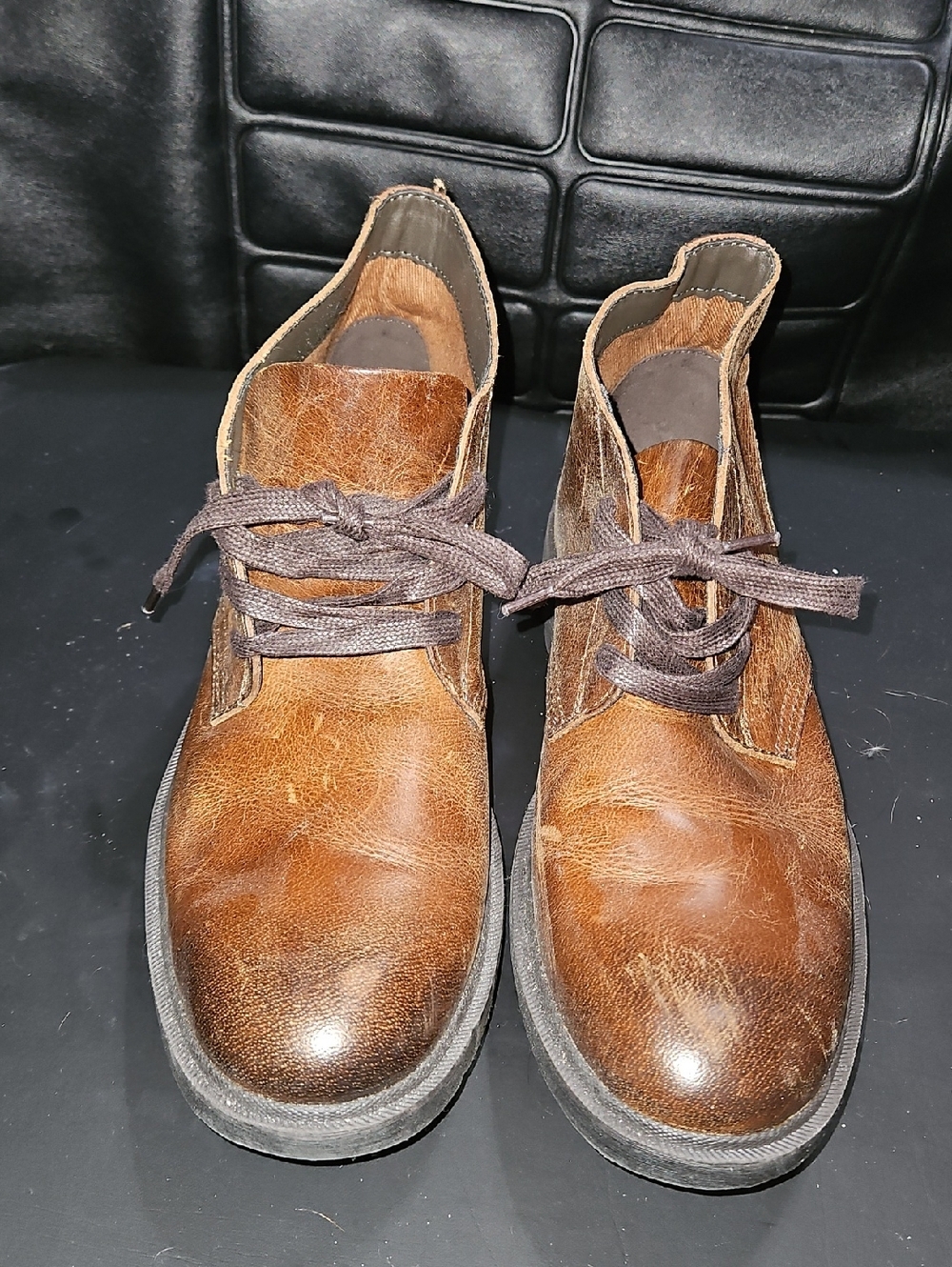 Frye and Co. Men's Flat Heel Chukka Lace-Up Boots Distressed Brown Size 11